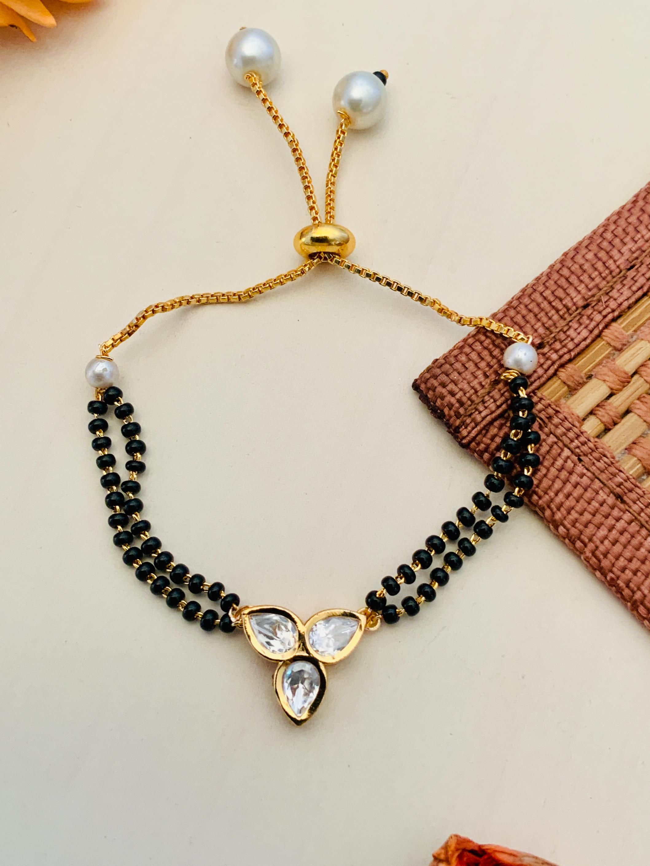 Hand Mangalsutra Desing