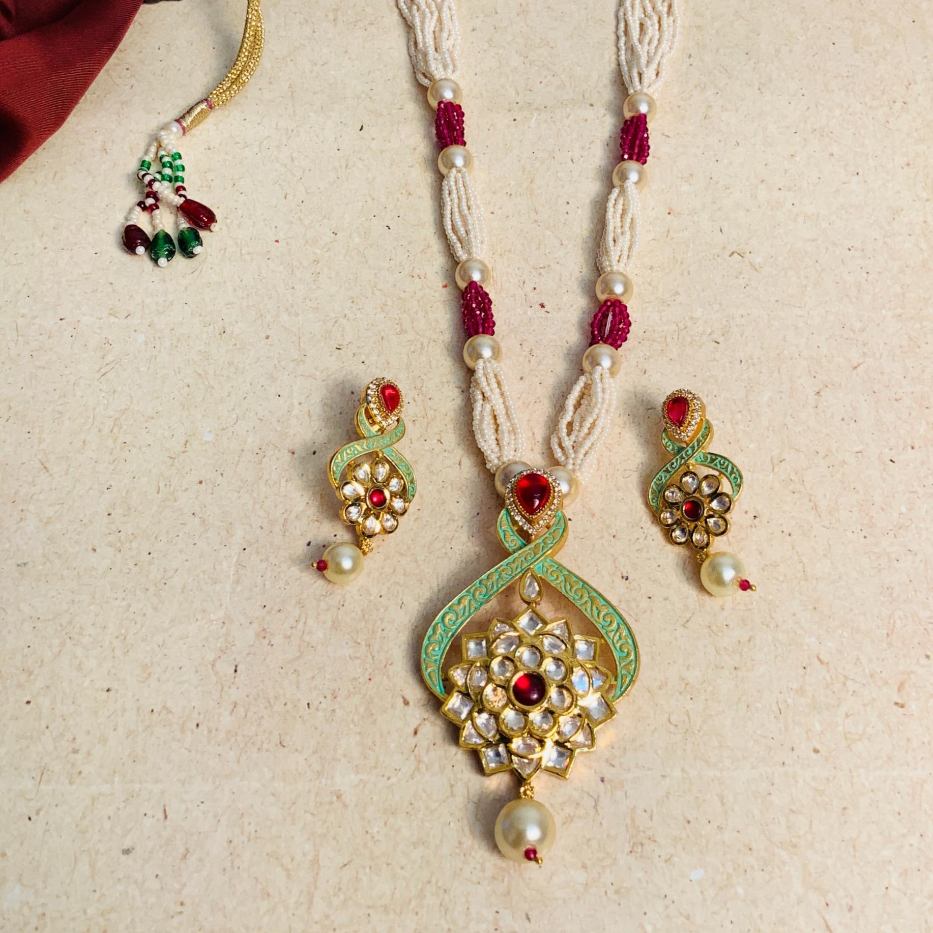 Festive Jewellery 