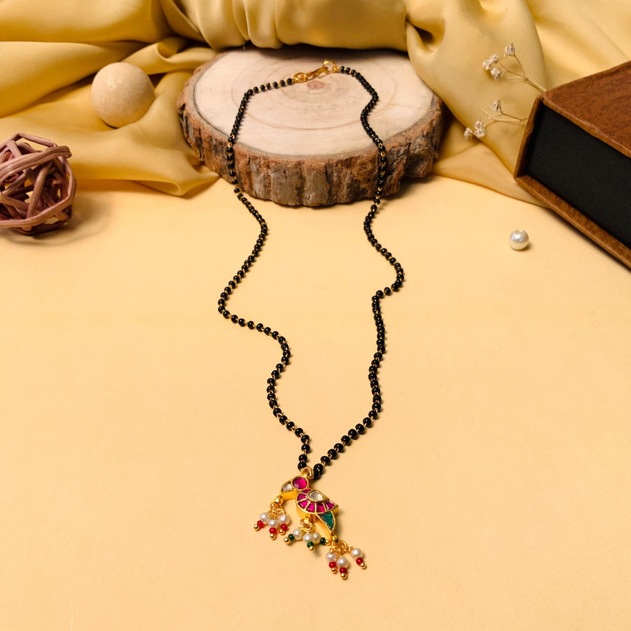 Finely Crafted Gold Plated Pachi Kundan Pearl Drop Mangalsutra