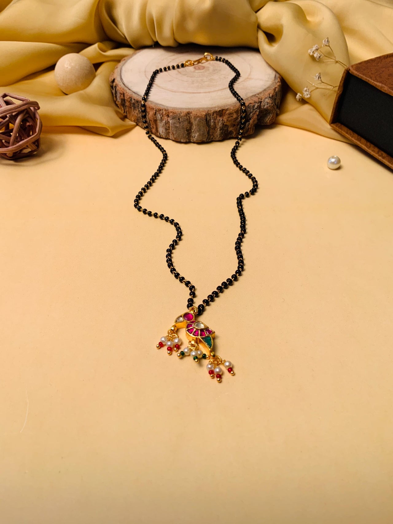 Finely Crafted Gold Plated Pachi Kundan Pearl Drop Mangalsutra