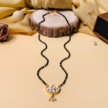 Mesmerising Gold Plated Pachi Kundan Pearl Drop Mangalsutra