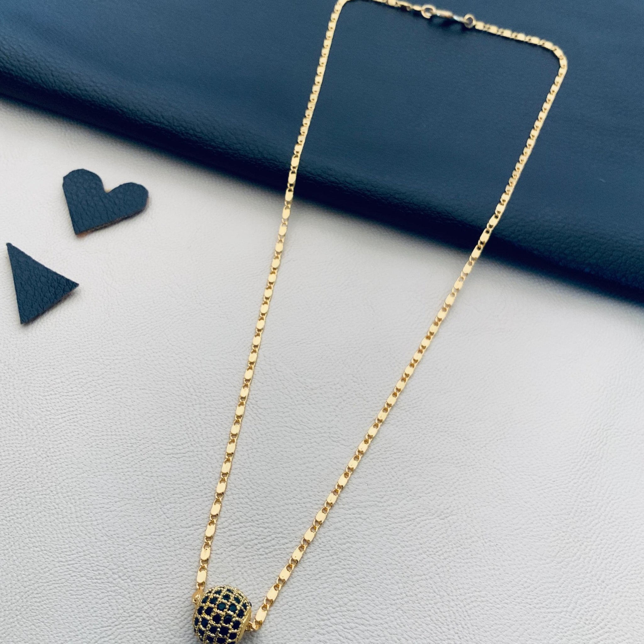 Black Dailywear Round Pendant & Chain - Abdesignsjewellery