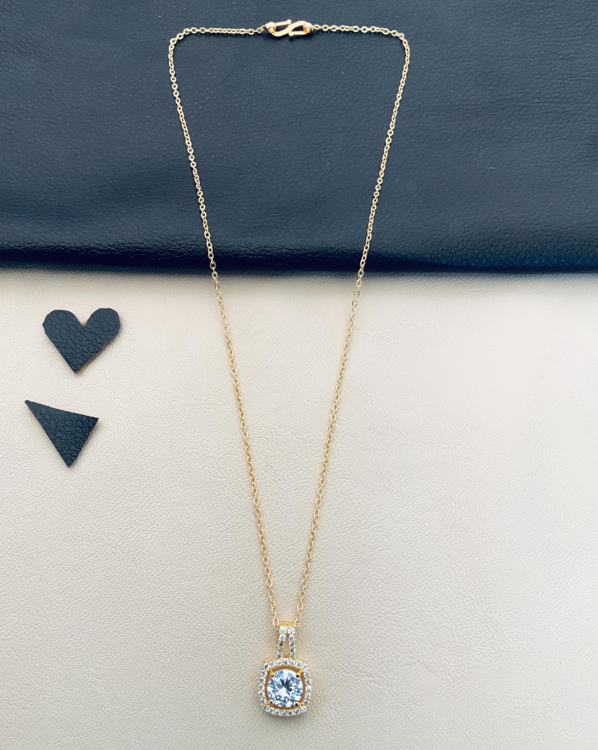 Buy Pendant Chian Online 