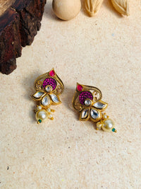 Thumbnail for Mesmerizing Kundan Necklace & Earring