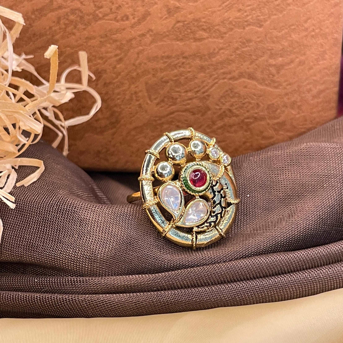 Antique Round Shape Golden Ring - Abdesignsjewellery