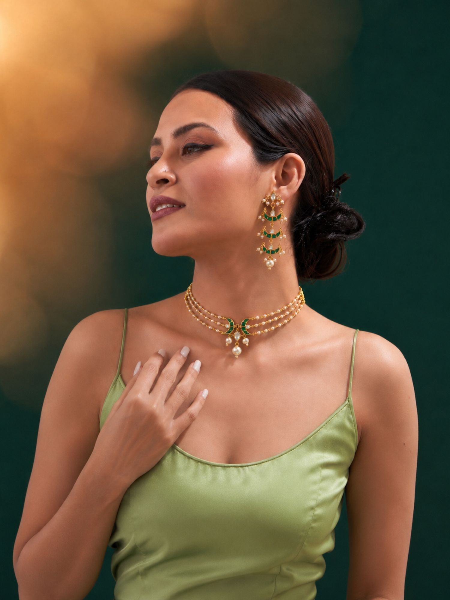 Gold Plated Kundan Chand Pearl Choker Necklace Set with Earrings