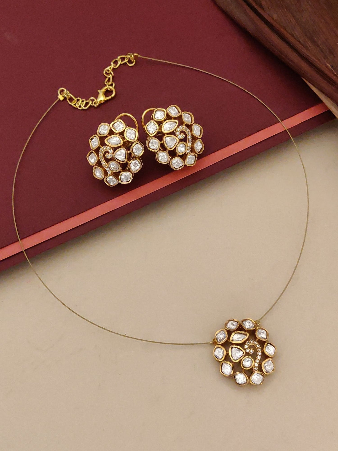 Abdesigns Minimal Gold Plated Necklace with Kundan Pendant & Stud Earrings Set