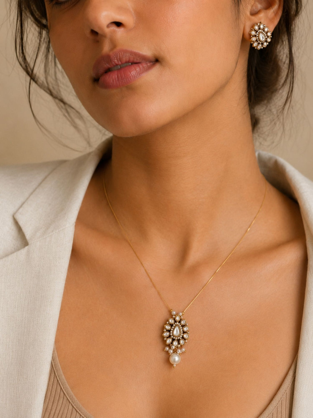 Abdesigns Minimal Gold Plated Invisible Necklace Polki Kundan Pendant Stud Earrings Set