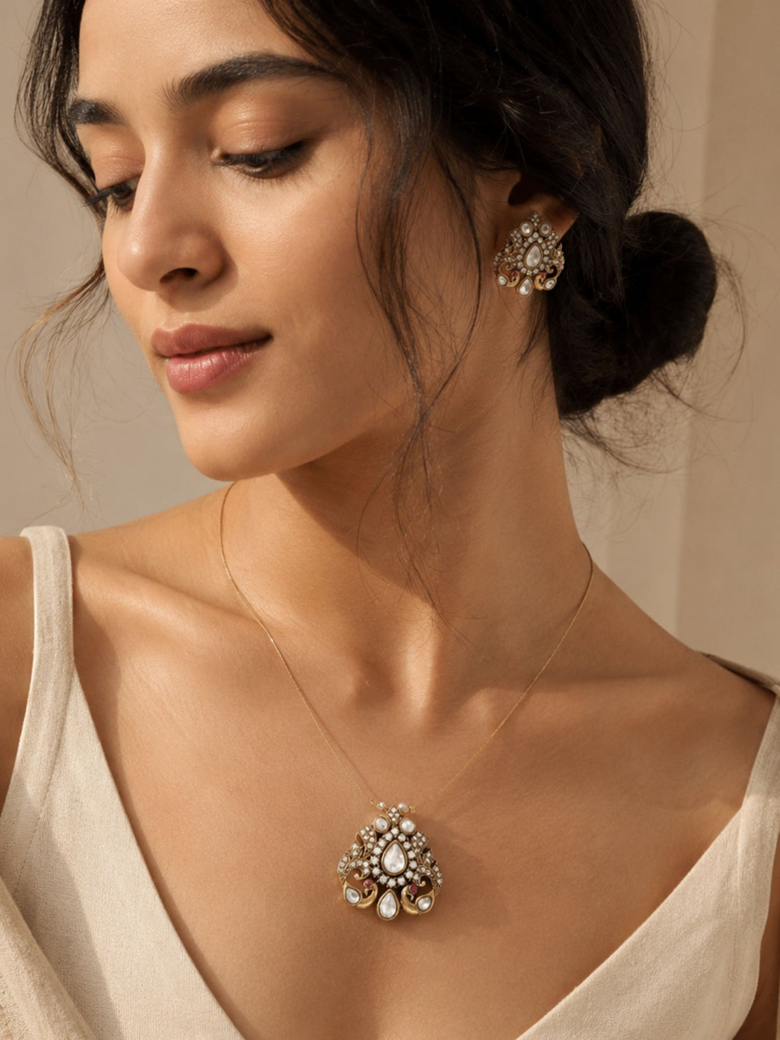 Abdesigns Minimal Gold Plated Invisible Peacock Necklace Pendant & Stud Earrings Set