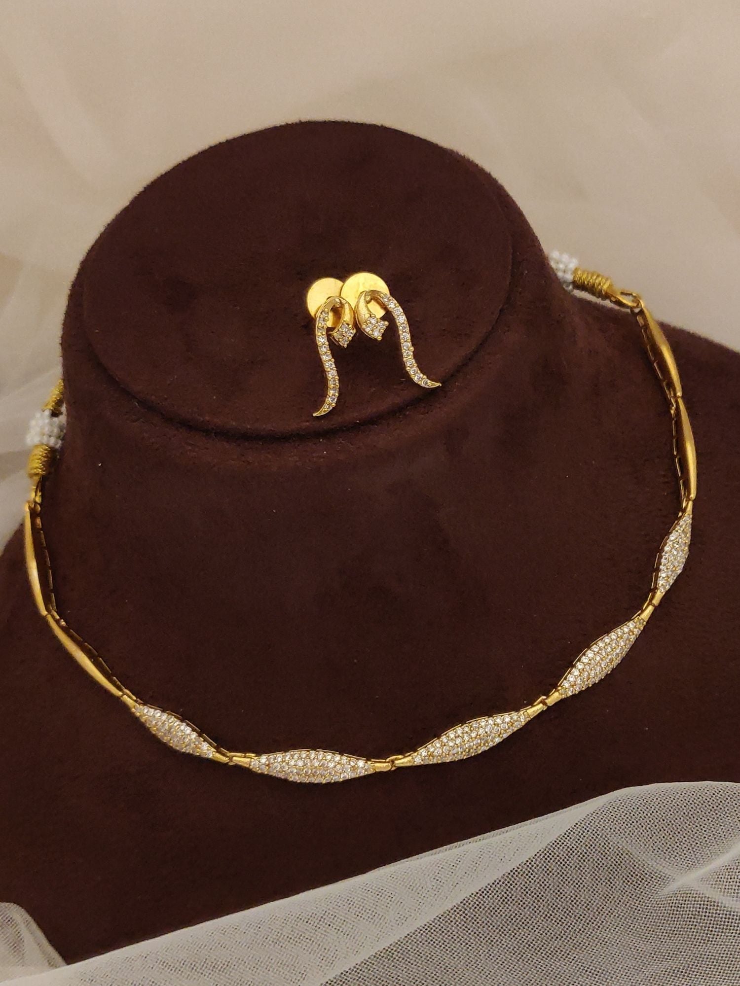 Abdesigns Gold Plated Single Line Necklace Set