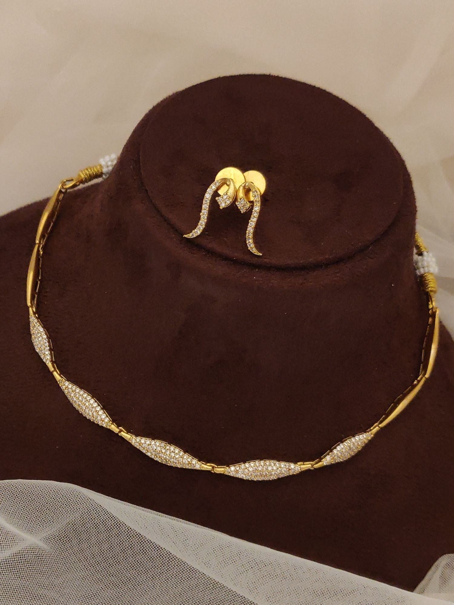 Abdesigns Gold Plated Single Line Necklace Set