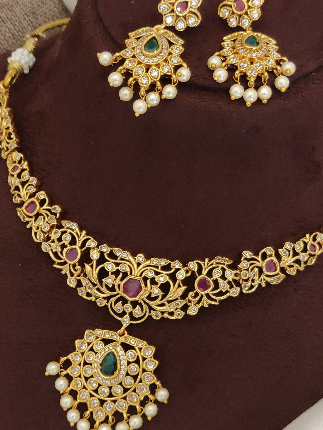 Abdesigns Antique Gold Plated Diamond Necklace Set