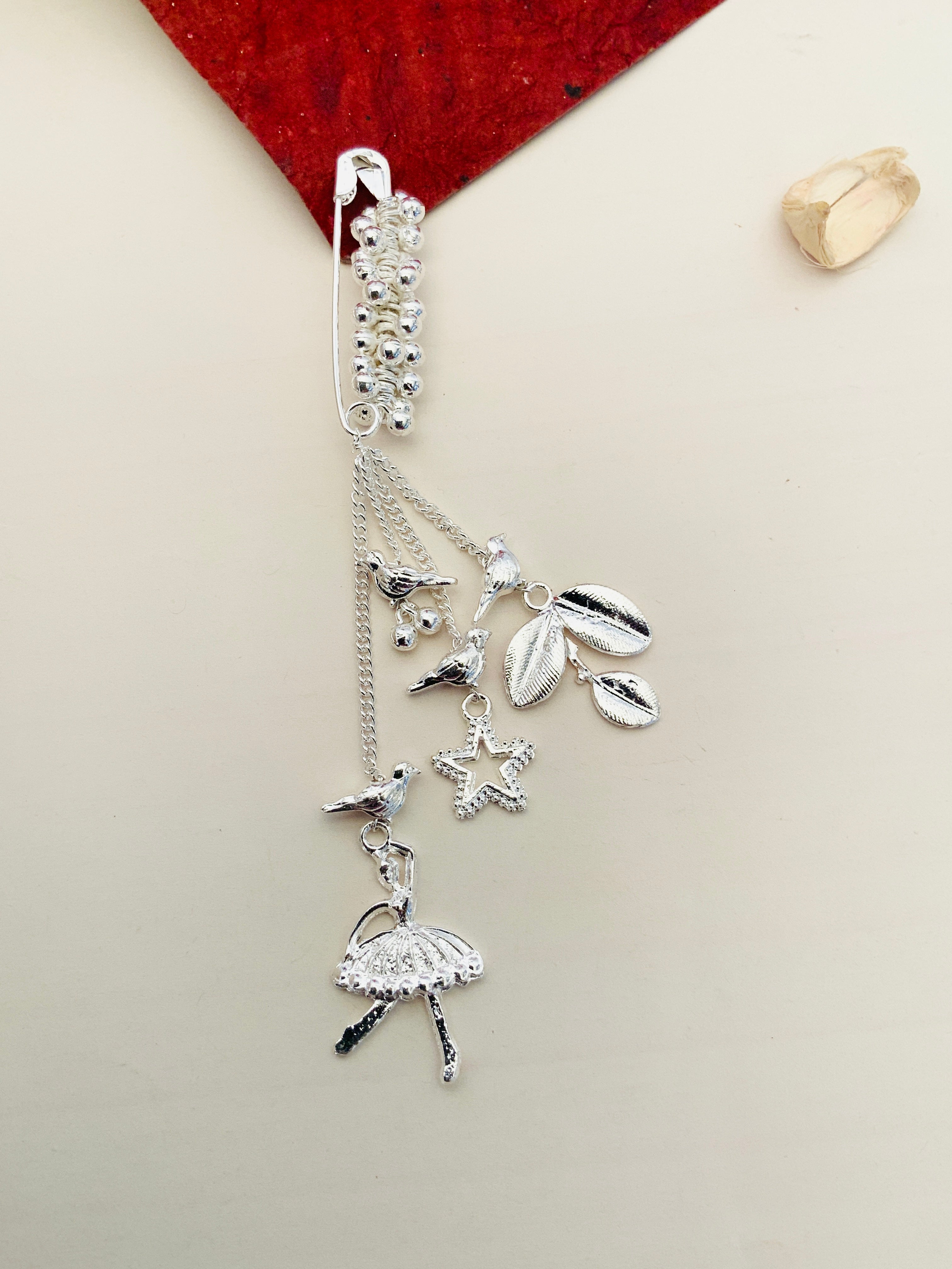 Little Girl German Silver Plated Saree Pin