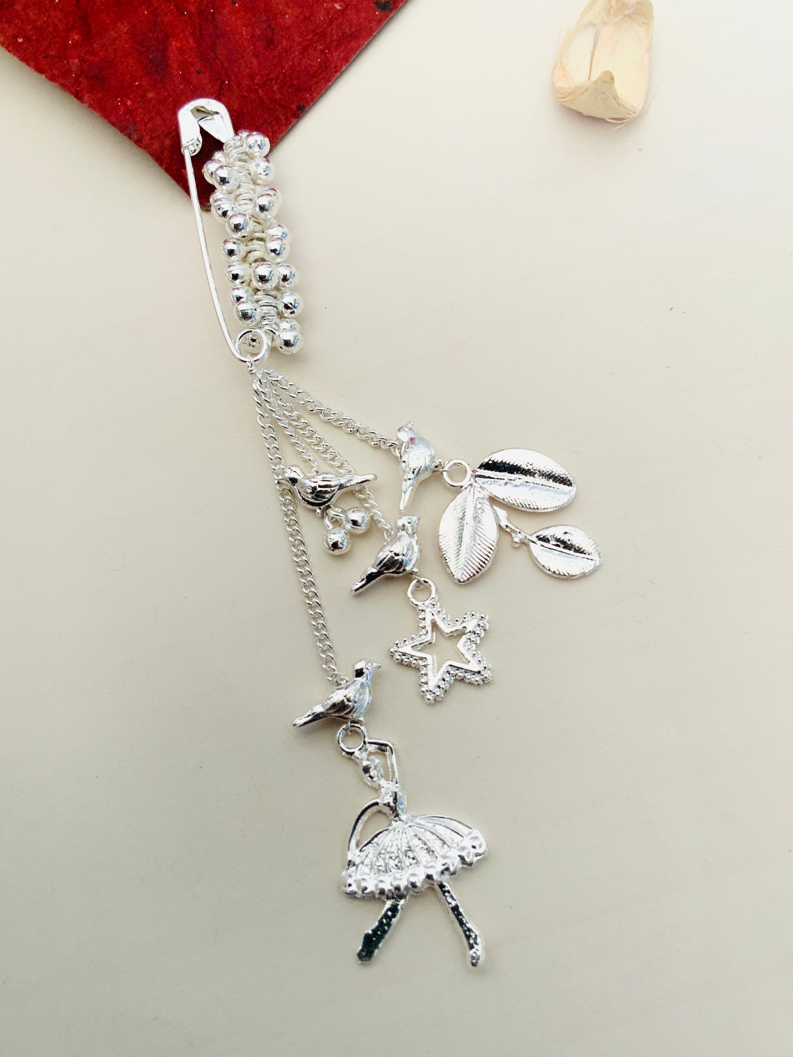 Little Girl German Silver Plated Saree Pin