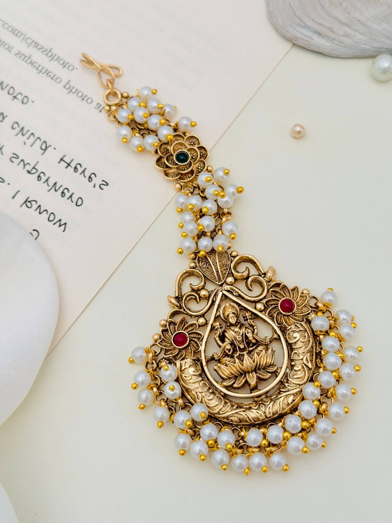 South Indian Temple Jewellery Maang Tikka with Pearl Detailing