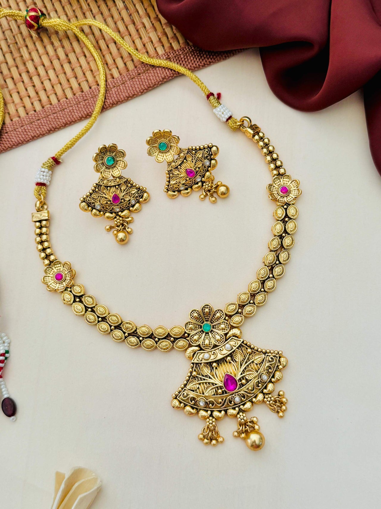 Necklace Set