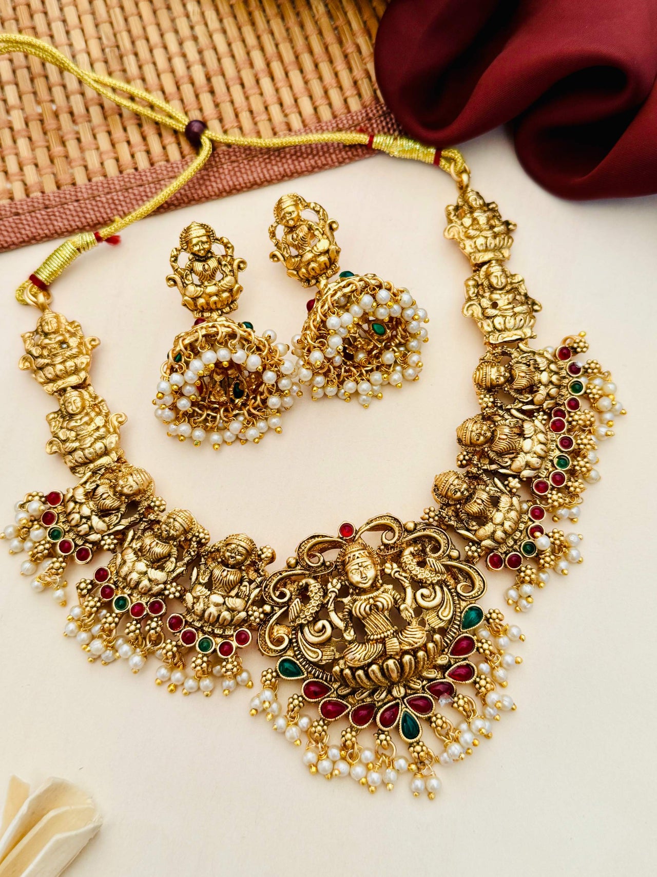 Necklace Set