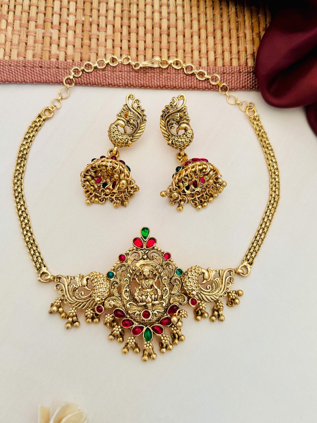 Necklace Set