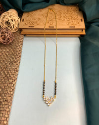 Thumbnail for Minimal Gold Plated Triple Flower Mangalsutra - Abdesignsjewellery