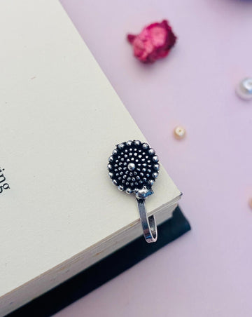 Finely Crafted German Silver Nosepin - Abdesignsjewellery