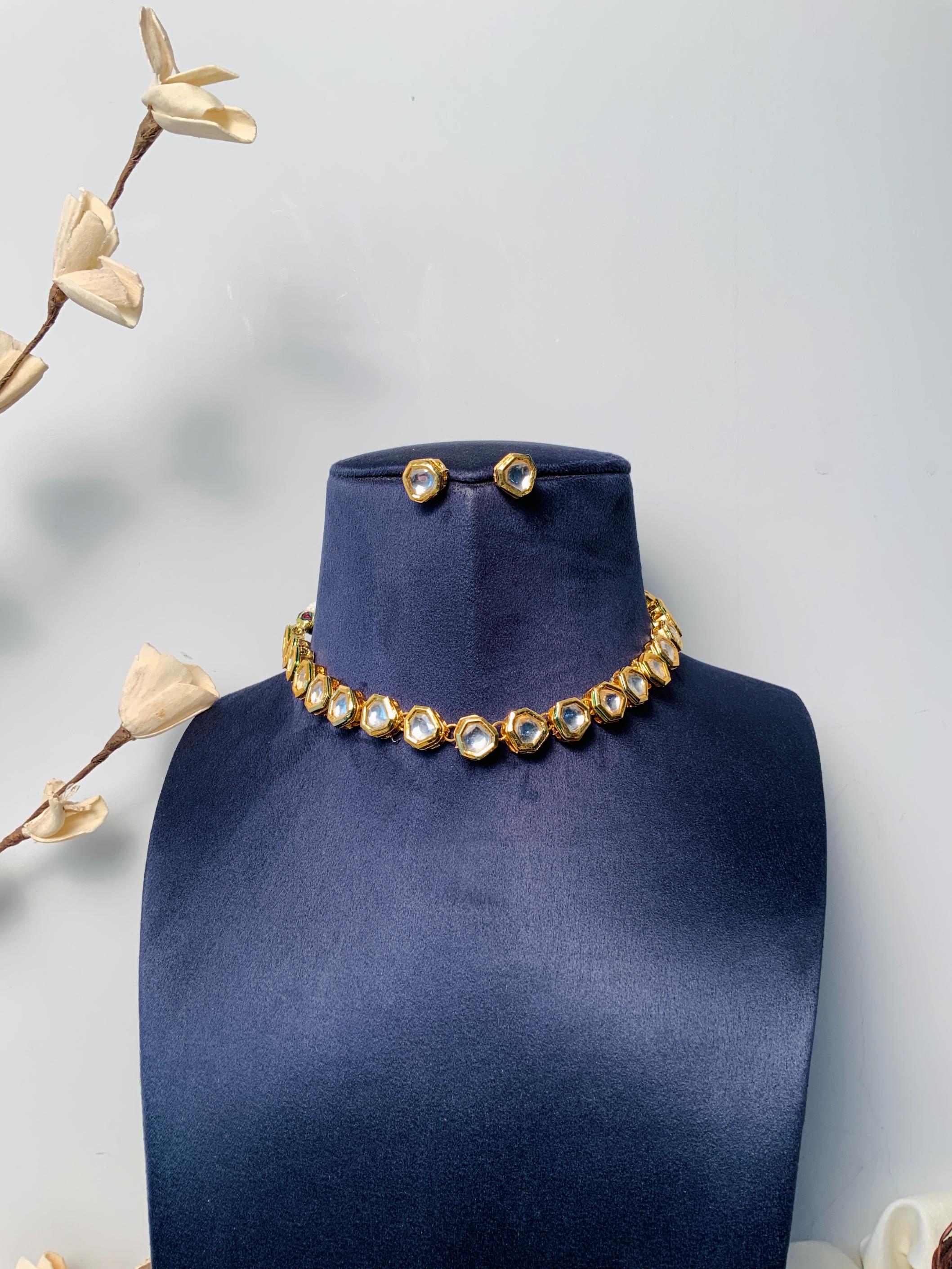 Mesmerising Hexagon Polki Chocker Necklace