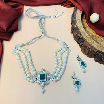 Luxurious Silver Plated Pearl Chocker Necklace