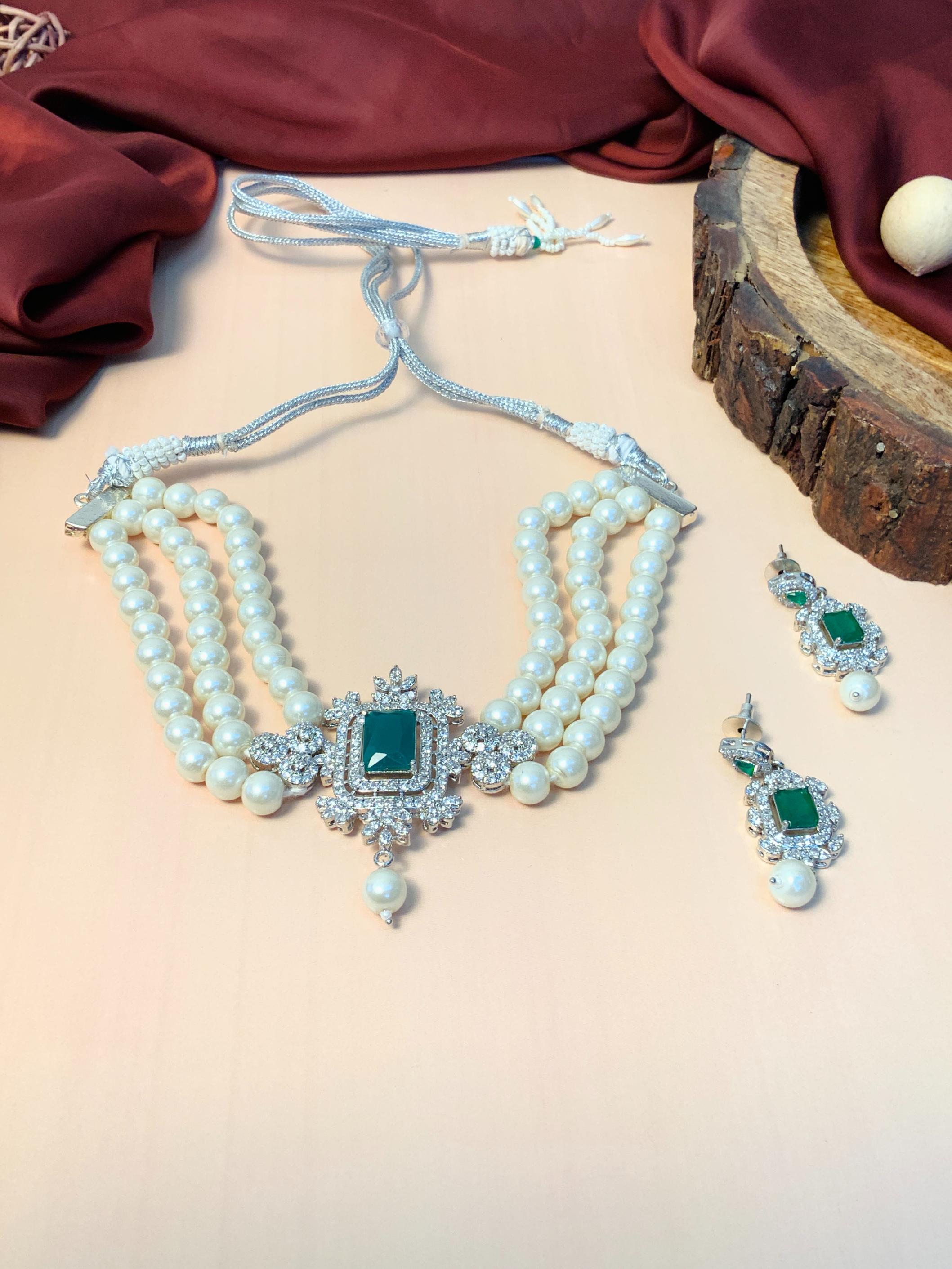 Luxurious Silver Plated Pearl Chocker Necklace