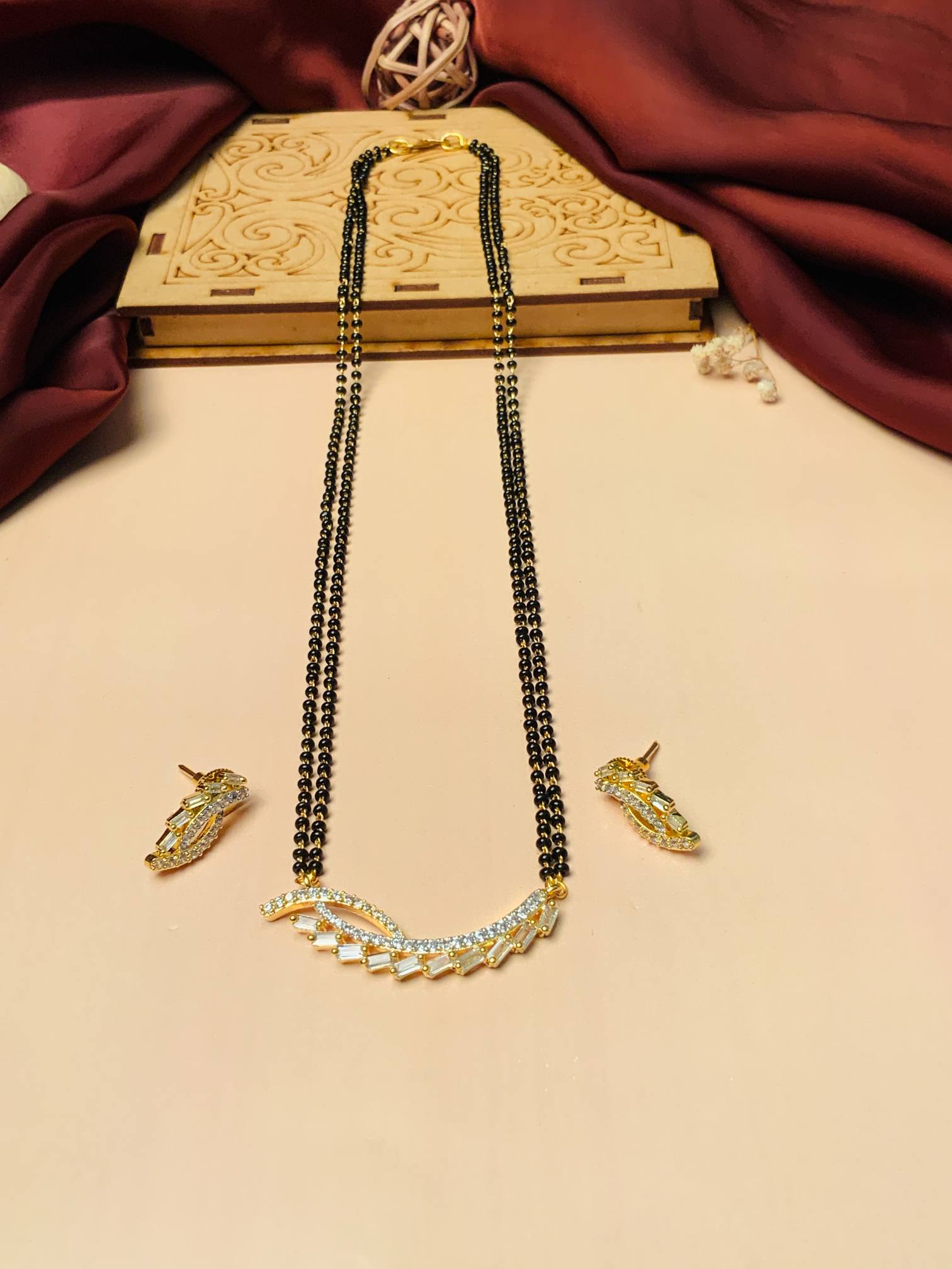 Exquisite Gold Plated Flower Mangalsutra - Abdesignsjewellery