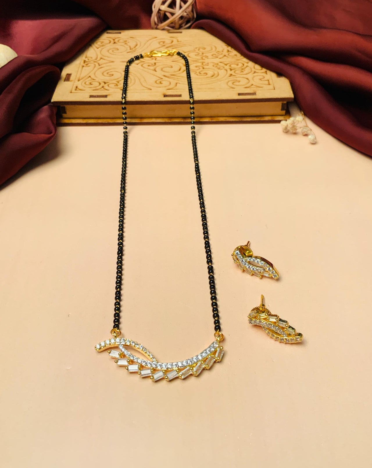 Exquisite Gold Plated Flower Mangalsutra - Abdesignsjewellery