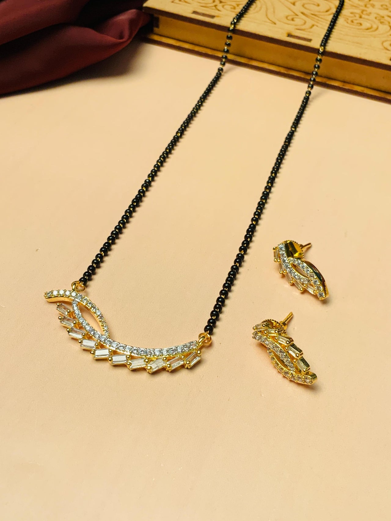 Exquisite Gold Plated Flower Mangalsutra - Abdesignsjewellery