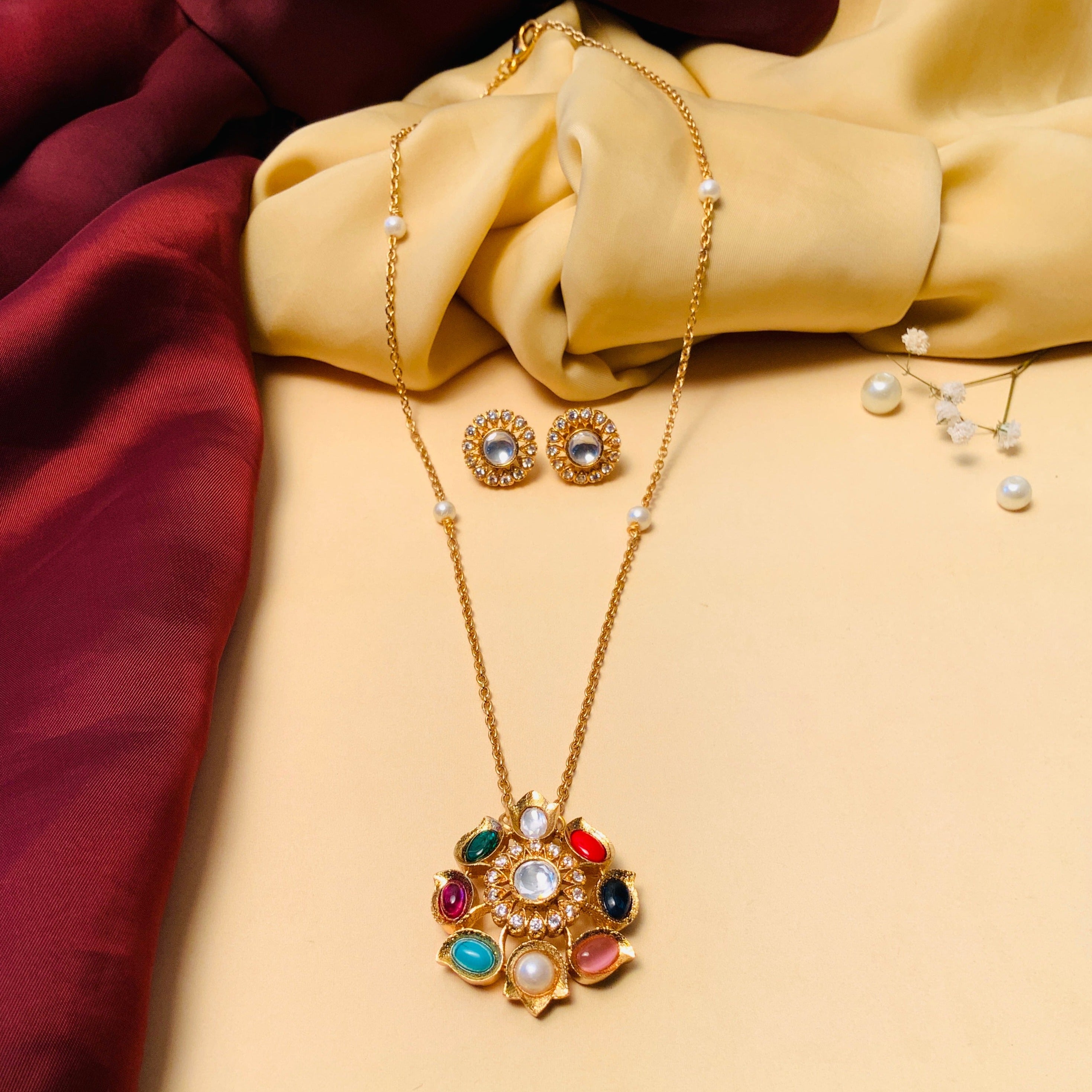 High Quality Navratna Stone Pendant and Chain