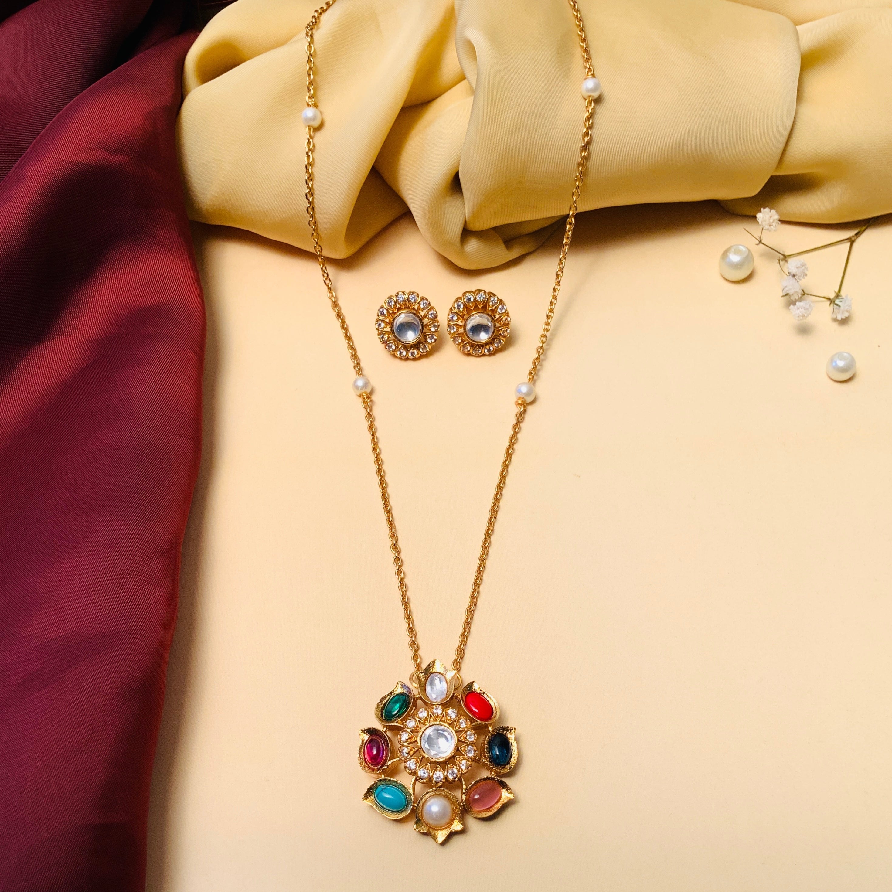 High Quality Navratna Stone Pendant and Chain