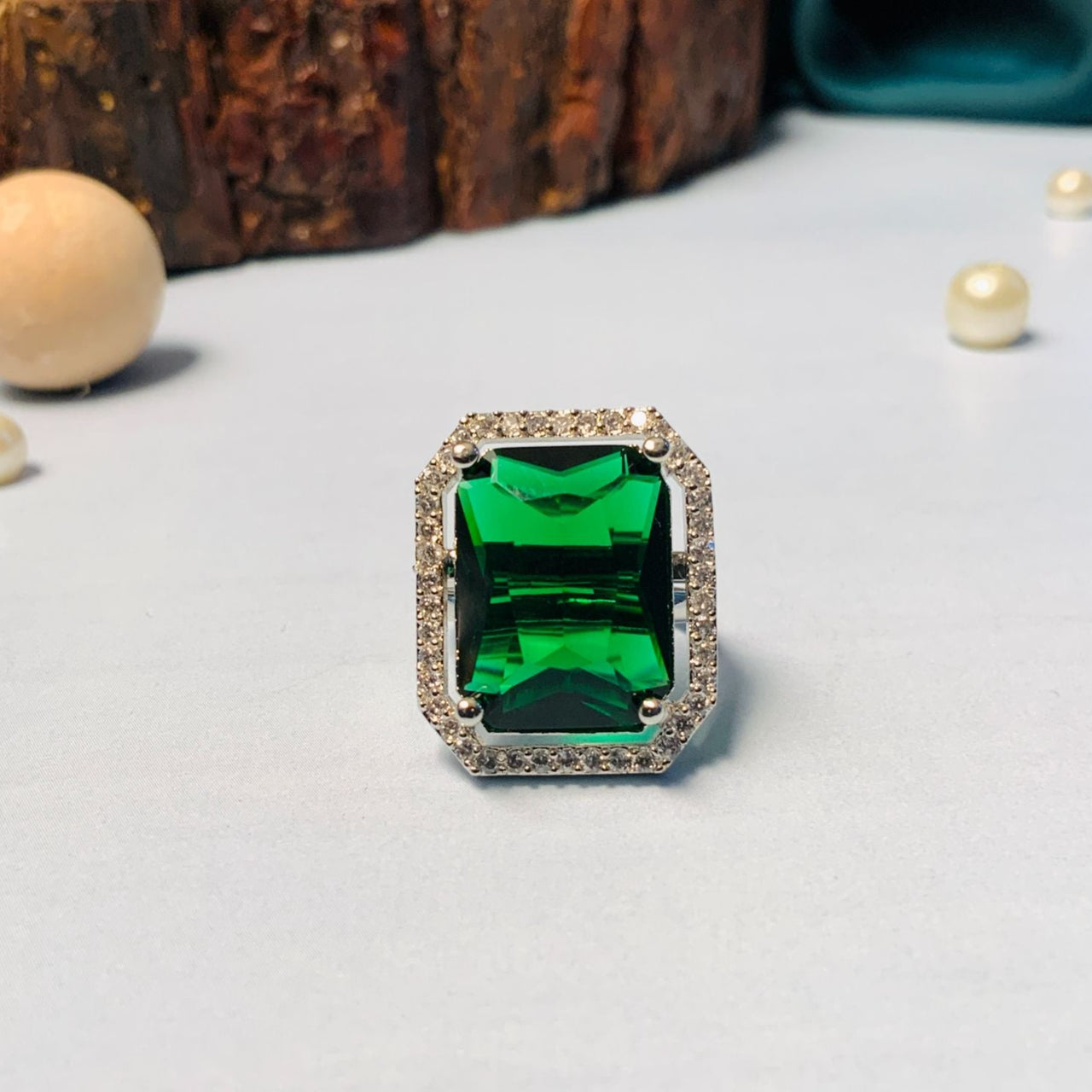 Green Emerald Ring 
