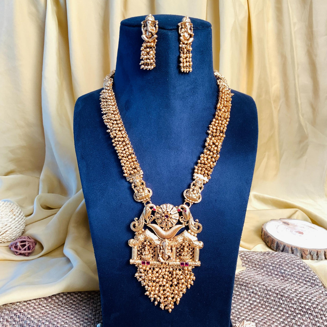 Elegant Lord Ganesha Temple Design Matt Gold Necklace