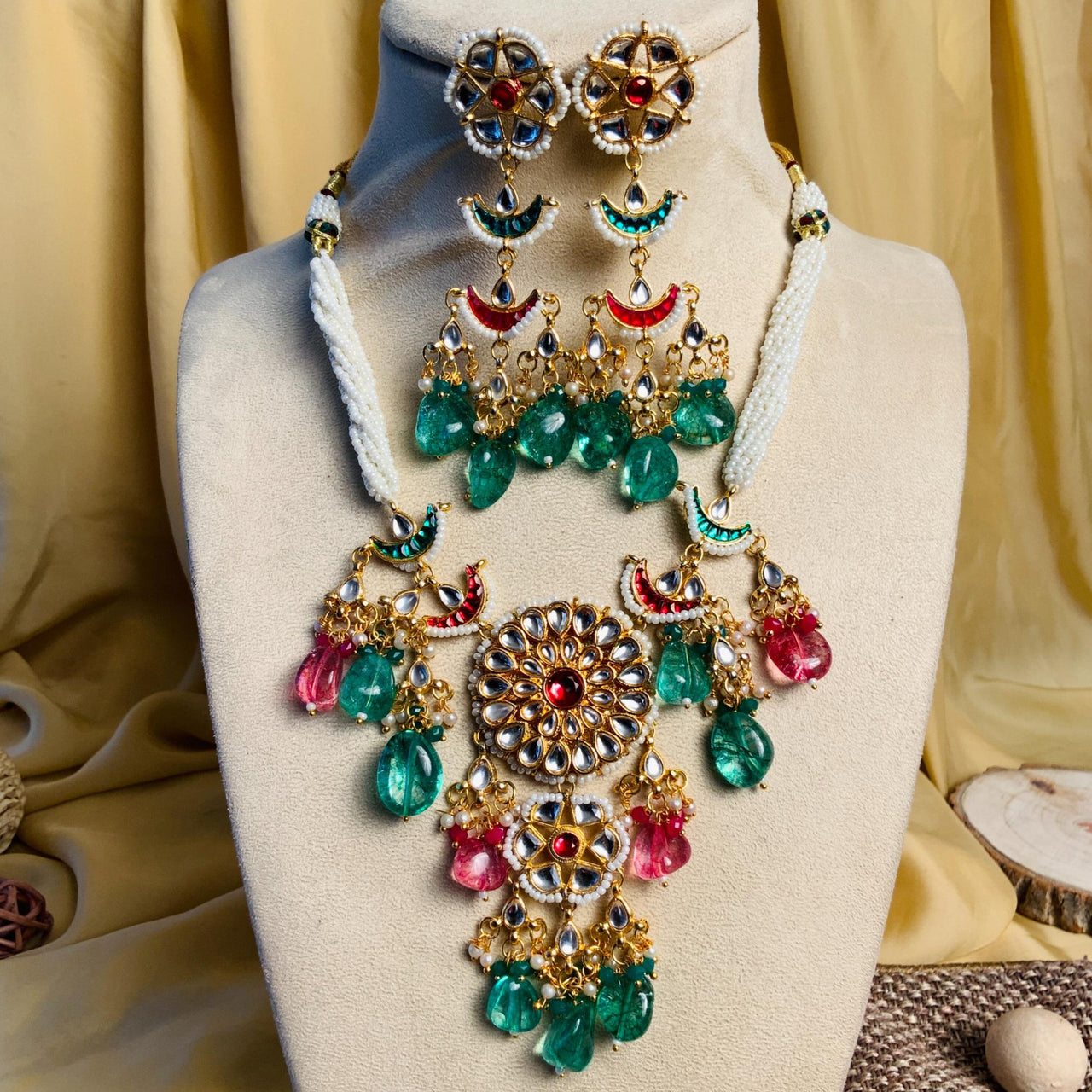 Beautiful High Quality Multicolour Stones Necklace