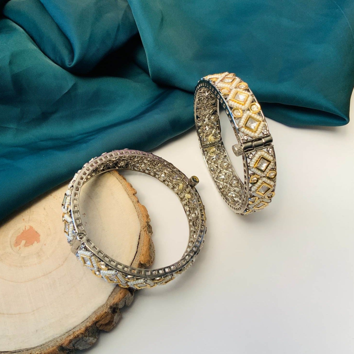 Beautiful High-Quality Polki Bangles Set - Abdesignsjewellery