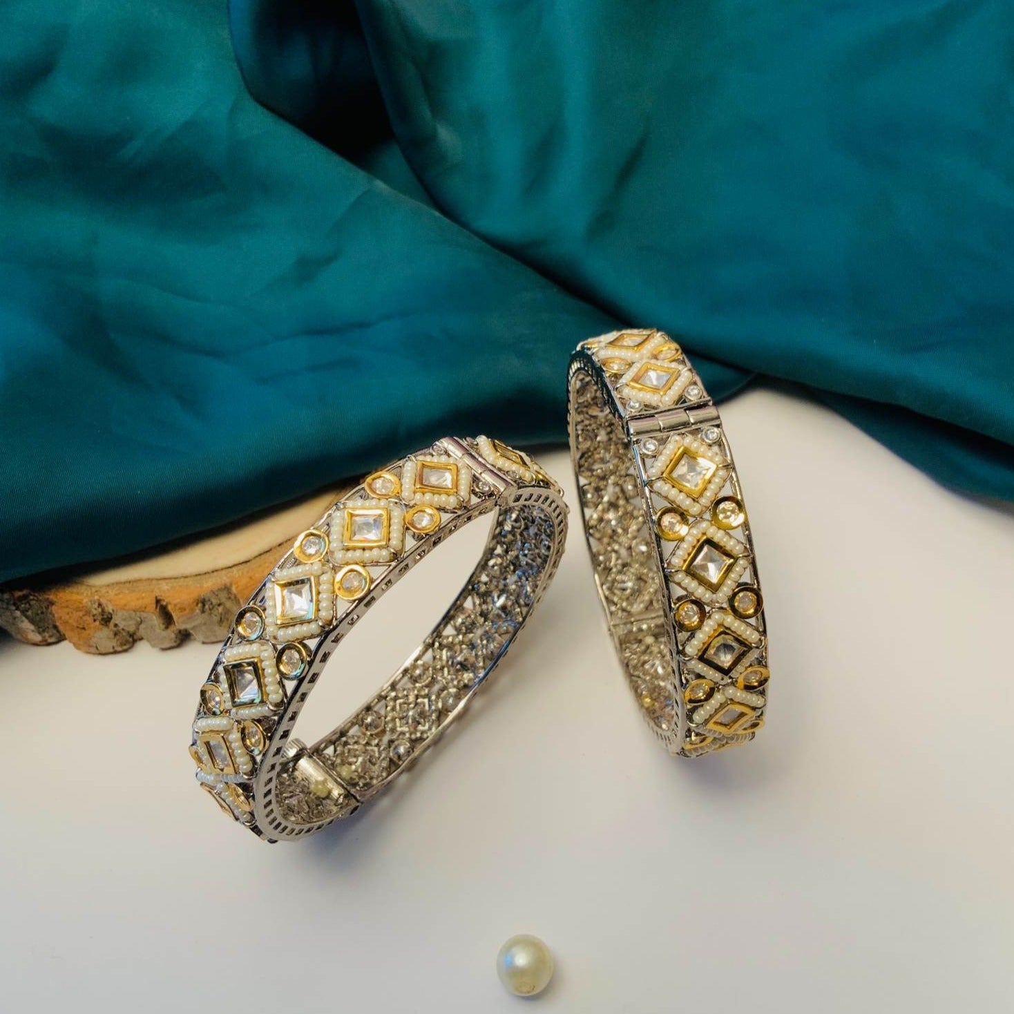 Beautiful High-Quality Polki Bangles Set - Abdesignsjewellery