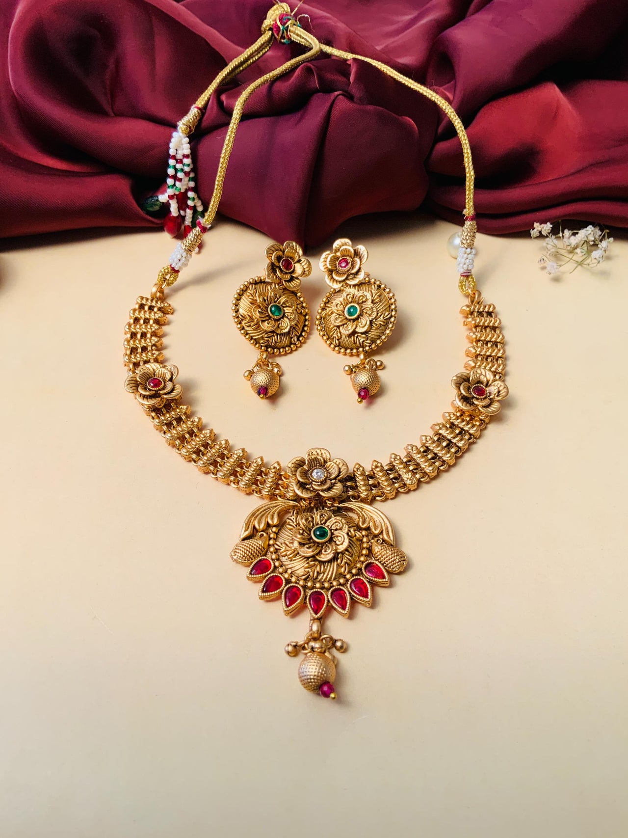 Artistic Matt Finish Ruby Green Necklace Set