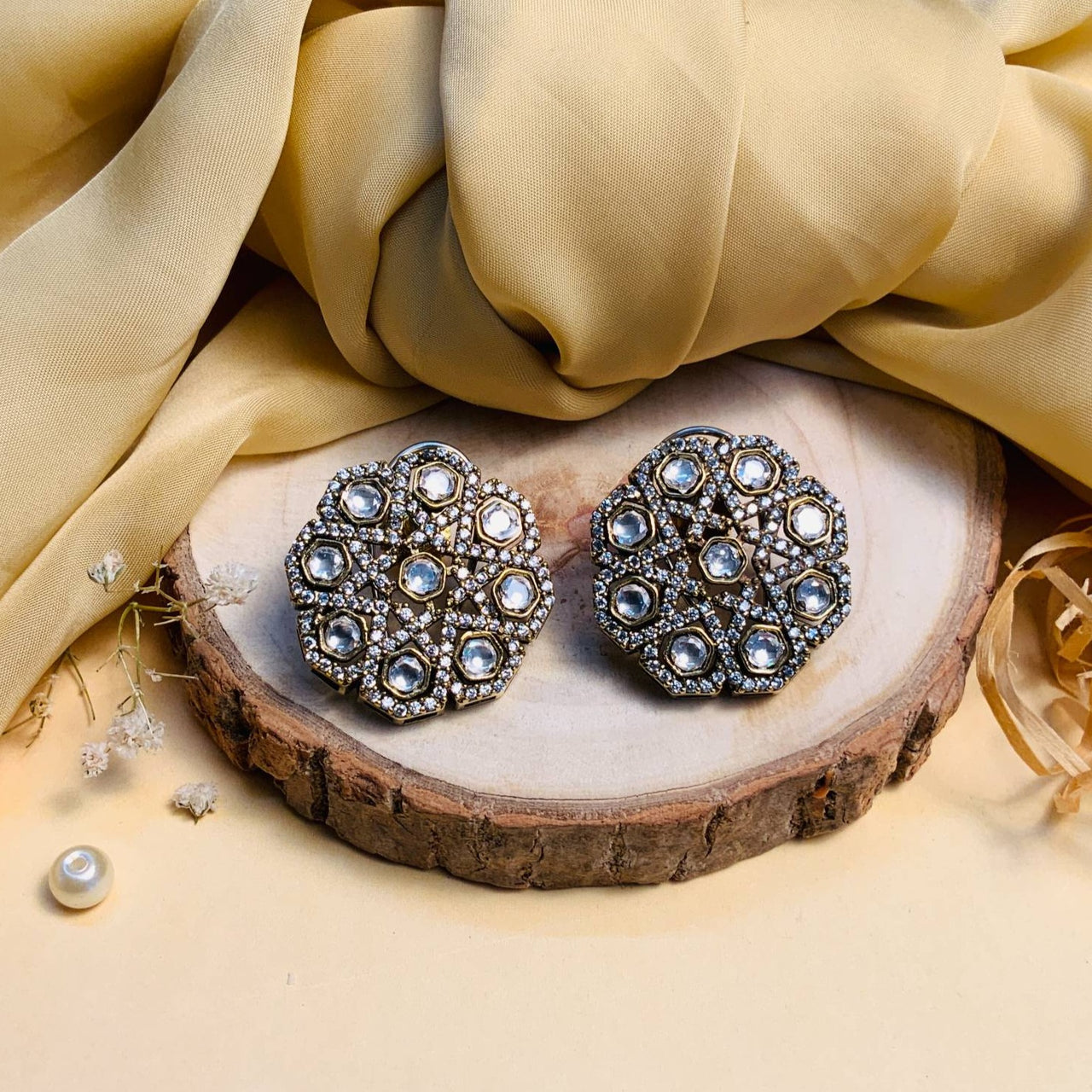 High Quality Victorian Silver Stud Earring