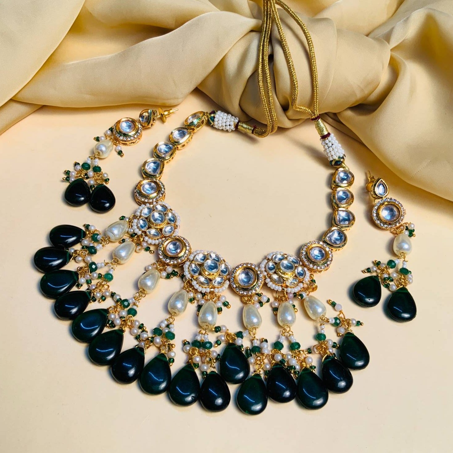 Delightful Green Stone Choker Set - Abdesignsjewellery