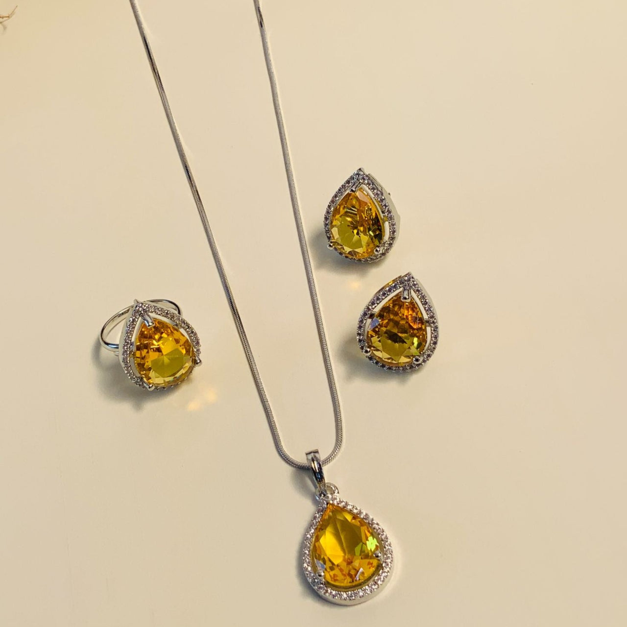 Exotic Silver Plated High Quality Pendant Chain Combo - Abdesignsjewellery