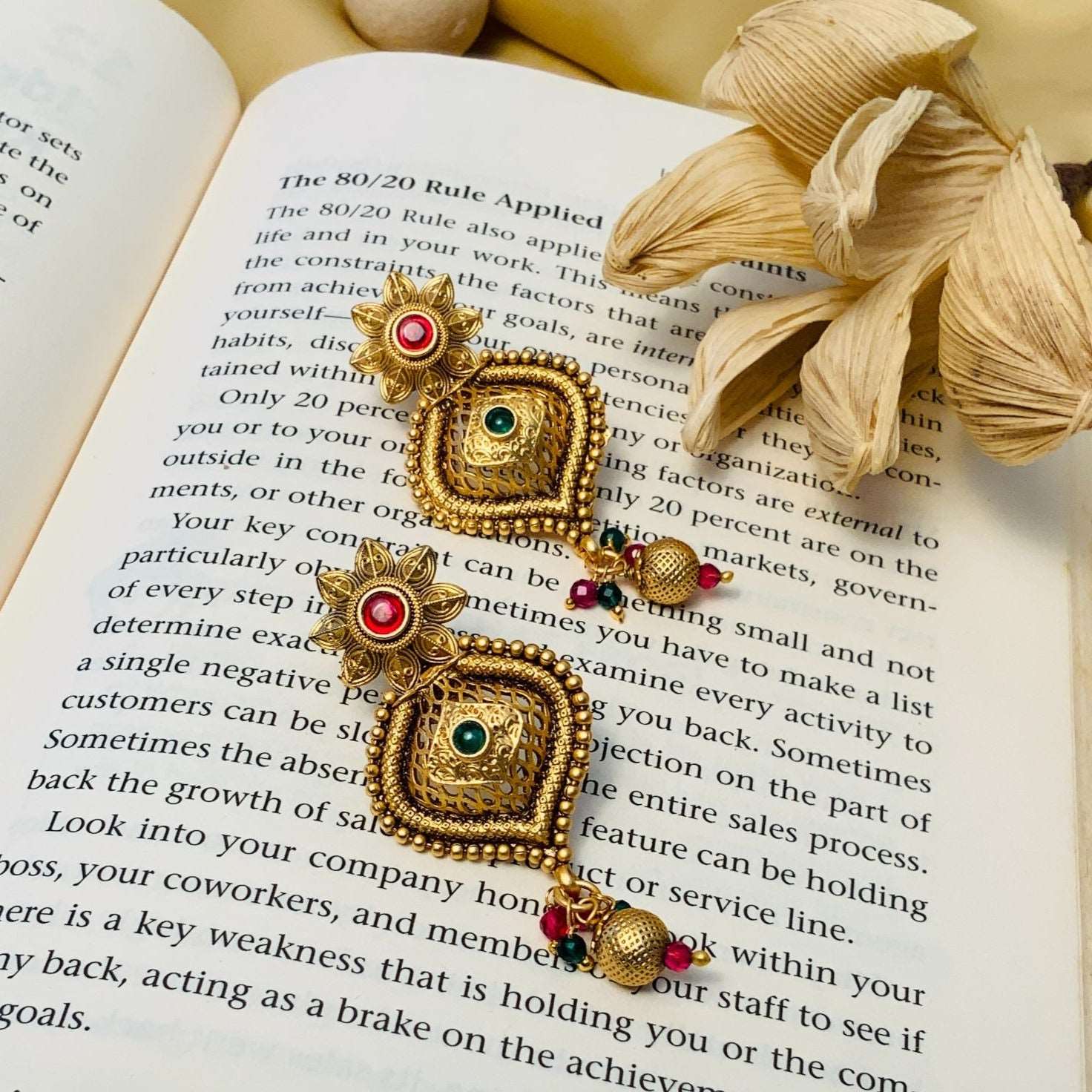 Aesthetic Golden Polish Matt Finish Necklace Set - Abdesignsjewellery