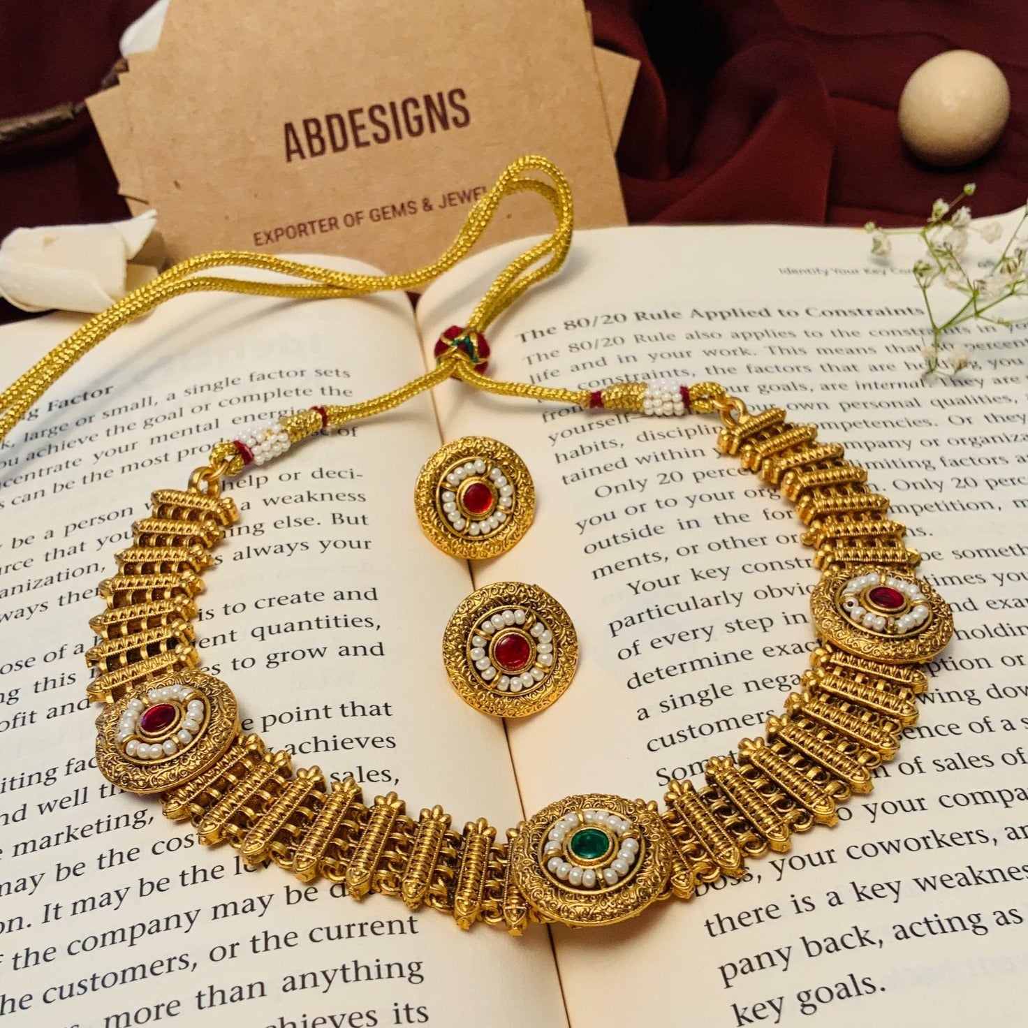 Round Matt Antique Gold Meenakari Necklace Set