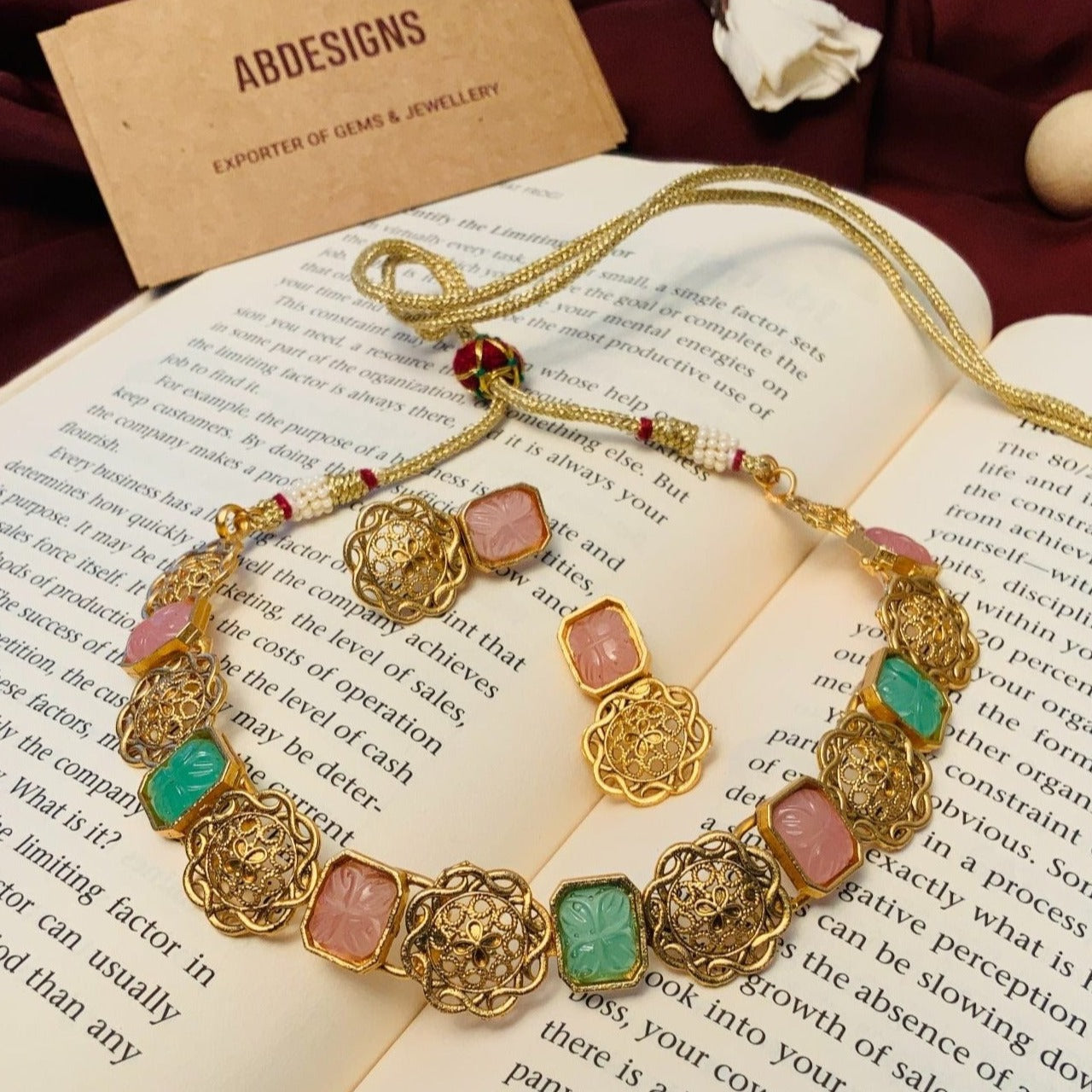 Luxurious Antique Golden Plated Necklace Set