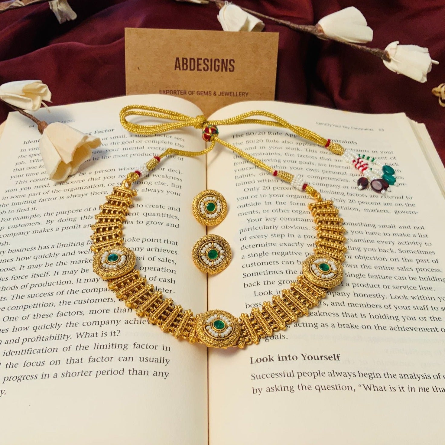 Round Matt Antique Gold Meenakari Necklace Set