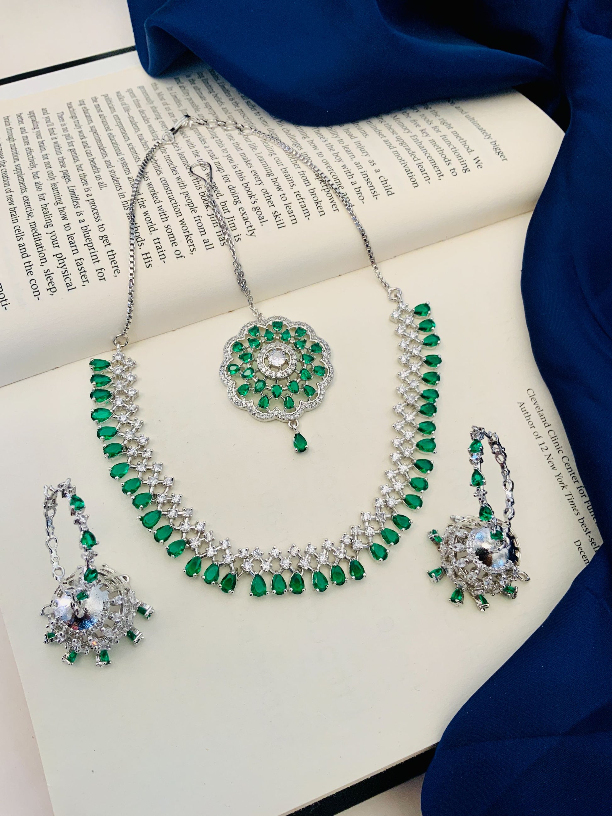 Emerald Diamond Necklace
