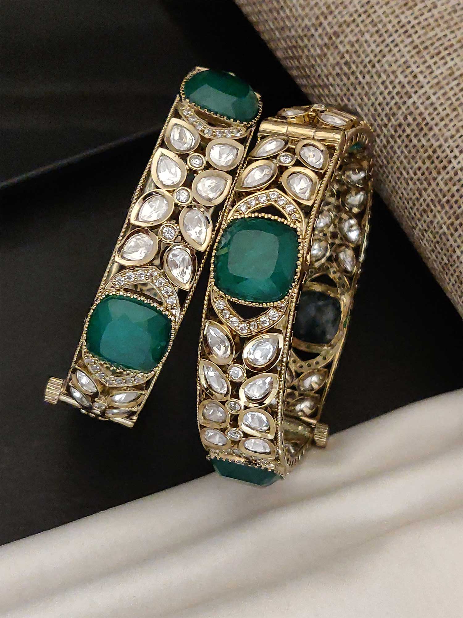 Abdesigns Antique Victorian Plating Green Emerald Polki Kada Bangles