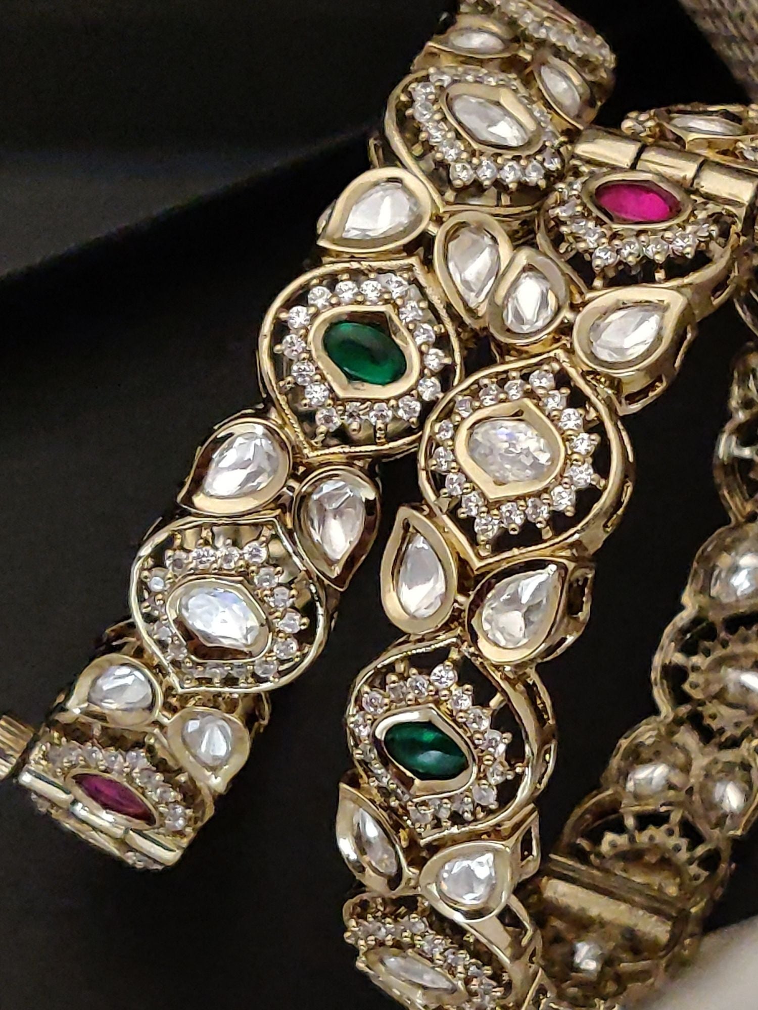 Abdesigns Antique Multicolor Victorian Bangles Set