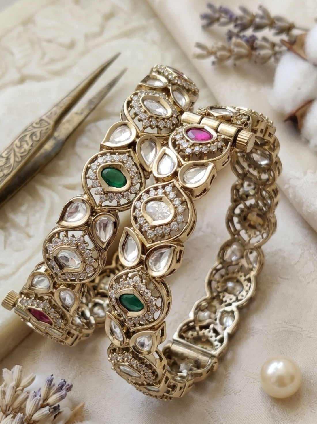 Abdesigns Antique Multicolor Victorian Bangles Set