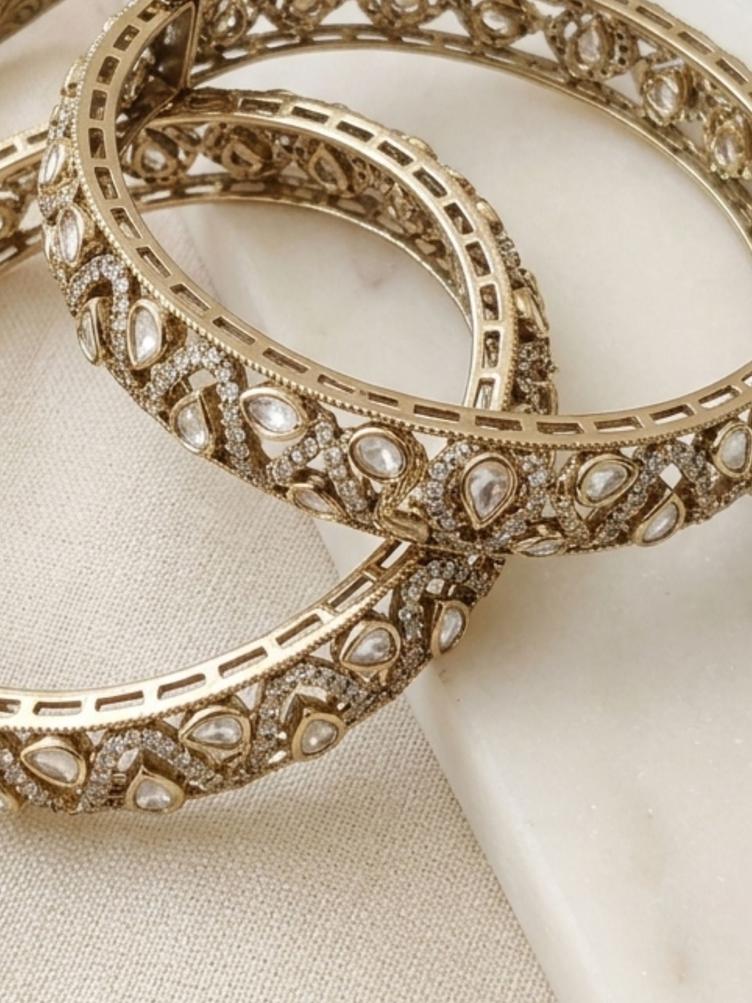 Abdesigns Antique White Polki Victorian Bangles Set